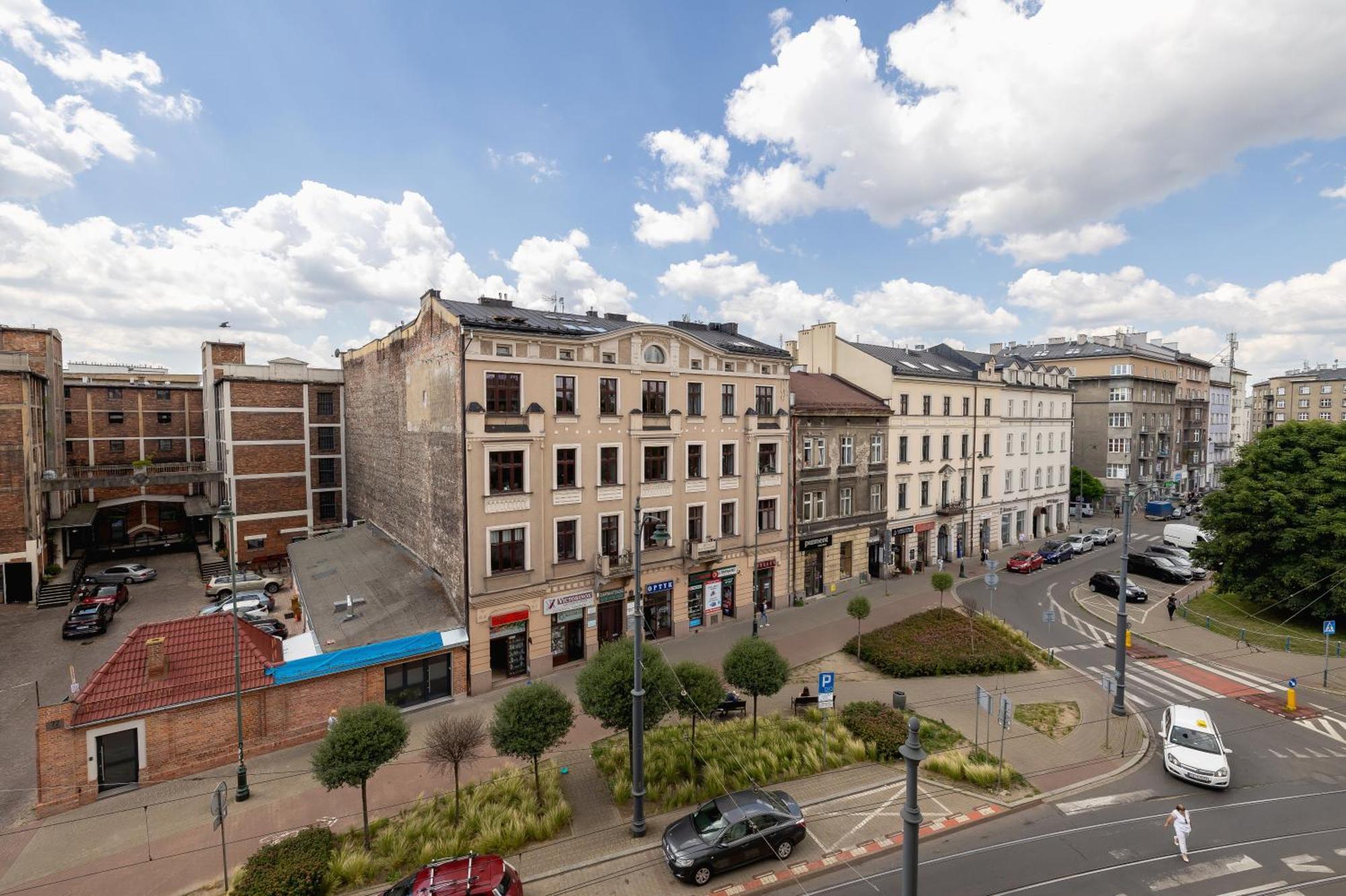 1-Bedroom Apartment With Balcony - Dluga 65 Cracóvia Exterior foto